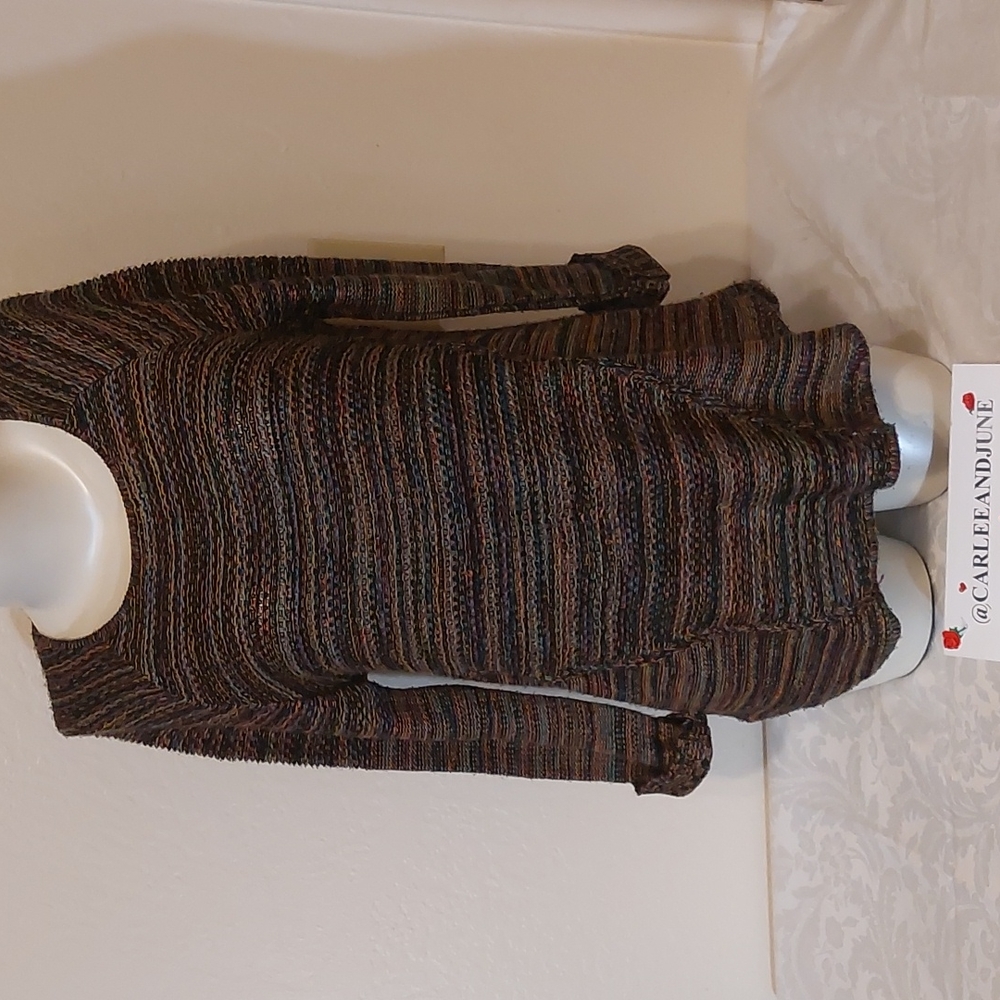 212  New York multicolored long sleeve sweater. Size LG. Pre-owned good cond.
